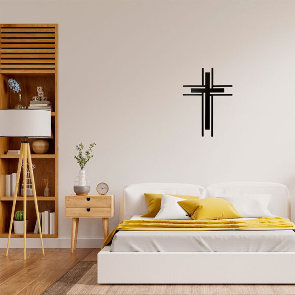 Cruz de metal color negro - Imagen 6